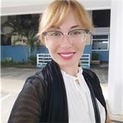 Eine Englischlehrerin mit 7 Jahren Erfahrung bietet Online-Privatunterricht für Kinder und Erwachsene in Dornbirn an.